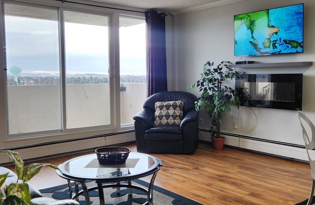 1010 Checkmate - Great One Bedroom Furnished Condo in Convenient Location!
