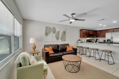 1053 Apollo Beach Blvd Unit 5