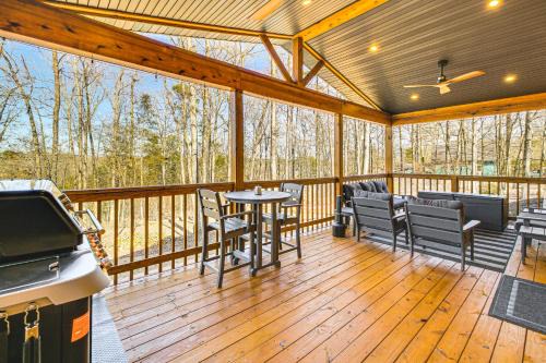 11 Mi to Marina on Lake Hamilton Cabin Getaway