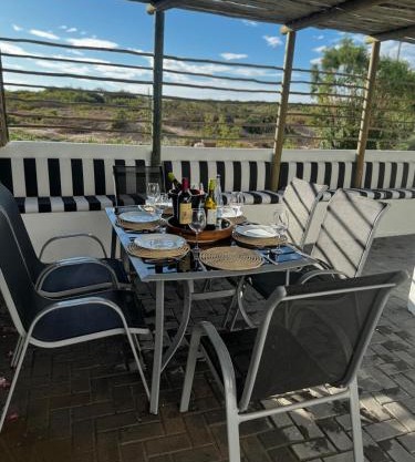 11 on Korhaan Paternoster