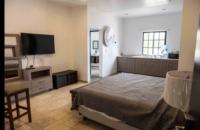 11) Suite Grande Para 4 Personas