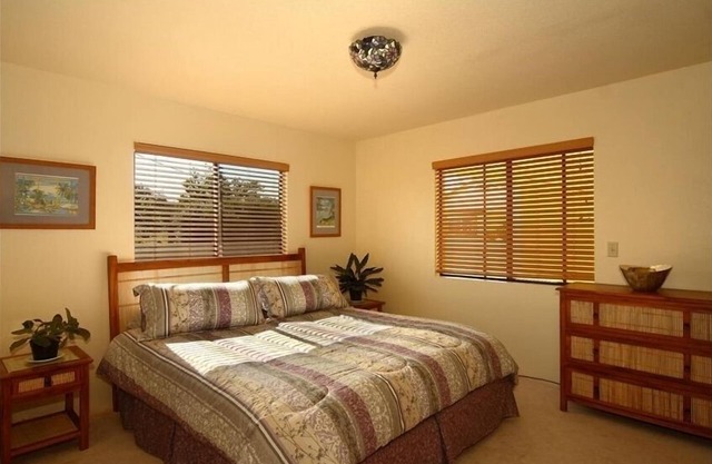 110/Night .2BR/1BA House in Rural Kamuela
