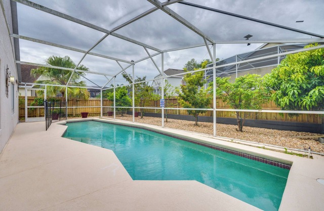 12 Mi to Disney: Family Home w/Lanai in Davenport