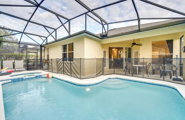 12 Mi to Disney: Home w/Updated Pool in Davenport