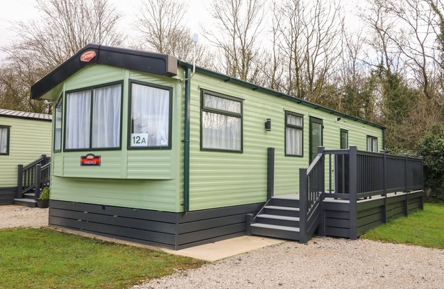 12A BORWICK LAKES, family friendly in South Lakeland Leisure Village