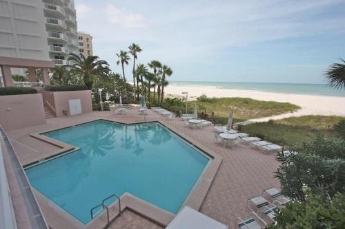 12B Crescent Beach Club