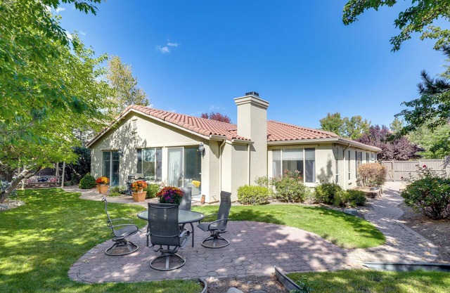 13 Mi to Slopes: Cozy Home w/Fenced Yard in Reno