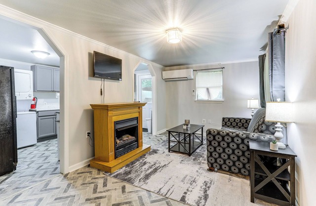 14 Mi to Downtown Baton Rouge: Plaquemine Retreat