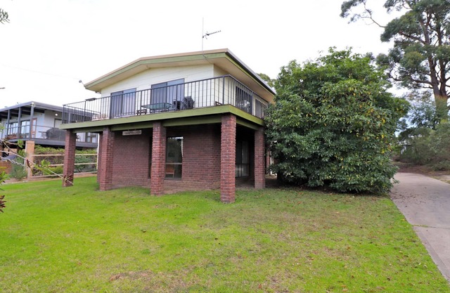 15 Brady Street, Mallacoota