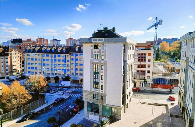 15 min walk to the center, ideal for families