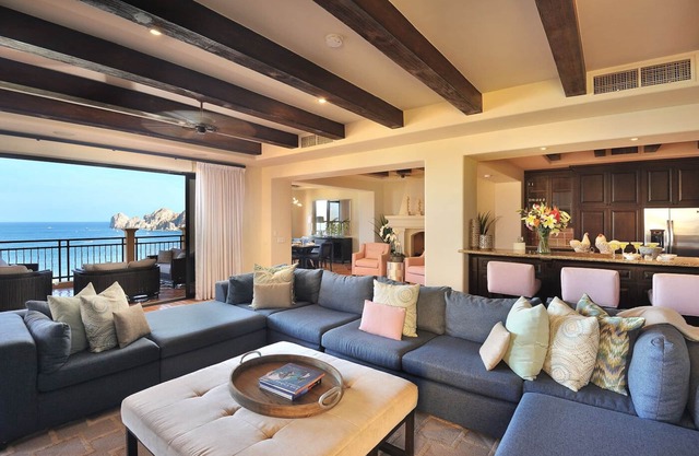 ¡15% OFF! on Luxury 2-Story 4BD Oceanview Penthouse in Cabo