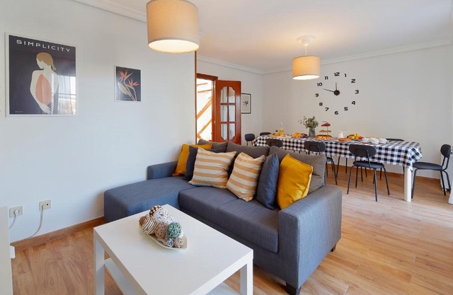 158A Triplex Rinconin con piscina