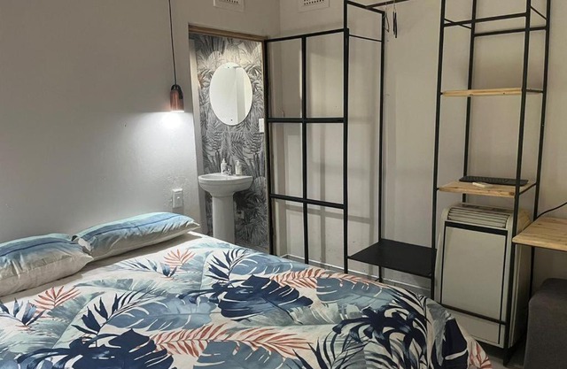 16 st Johns - Studio