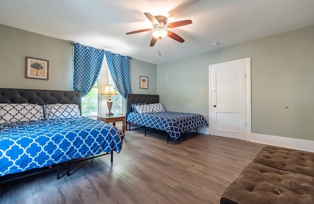 160 Year Old Remodeled Victorian Home In Mooresville