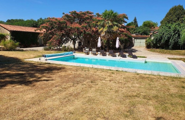 17th century gite with exclusive use of a large private pool and garden