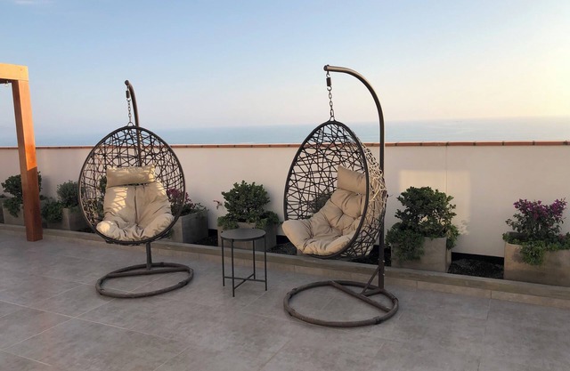 1805 - Exclusive Panoramic Ocean View