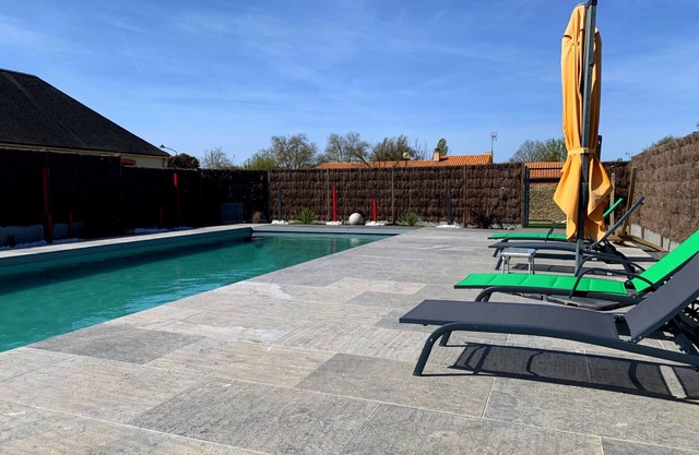 19th Century House with Heated Pool, Spa, and Close to Beaches