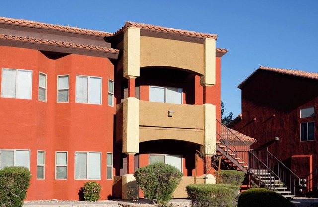 19th Hole at Hawk Ridge