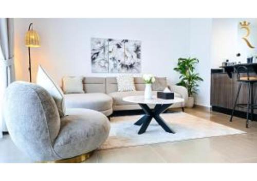 1BR Al Reef Downtown Comfort Stay