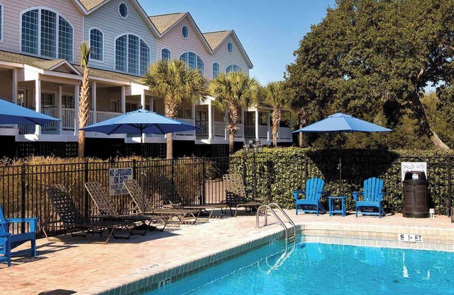 1BR Deluxe Golf, Beach & Fishing Escape