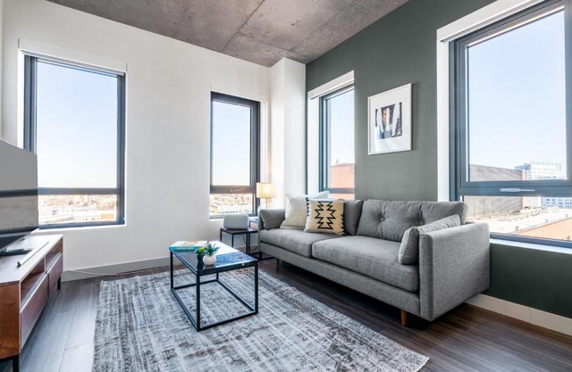 1BR Kendall Sq Gym Doorman nr MIT BOS-44