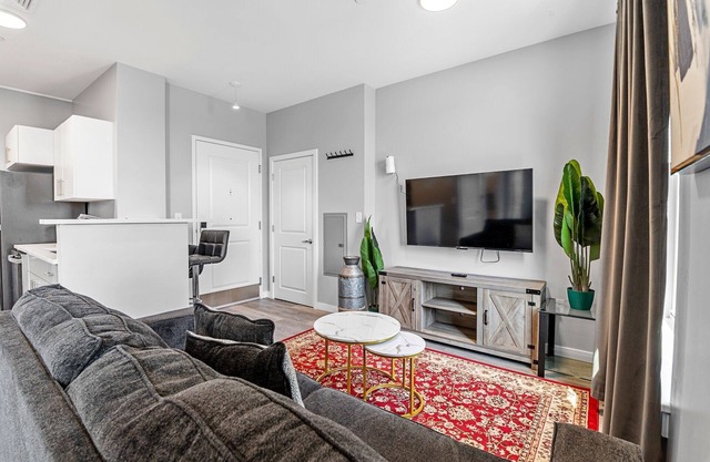 1BR Near Encore Boston 5377