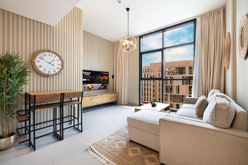 1BR Private Poolview Apartment - Poolside Paradise