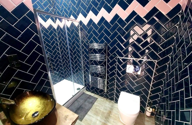 1st floor luxury large jacuzzi ensuite - Angel, N1