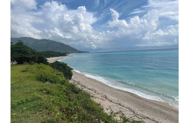 2 Bdrm, 1 Bath, Wifi, Near River and Beach, 3R