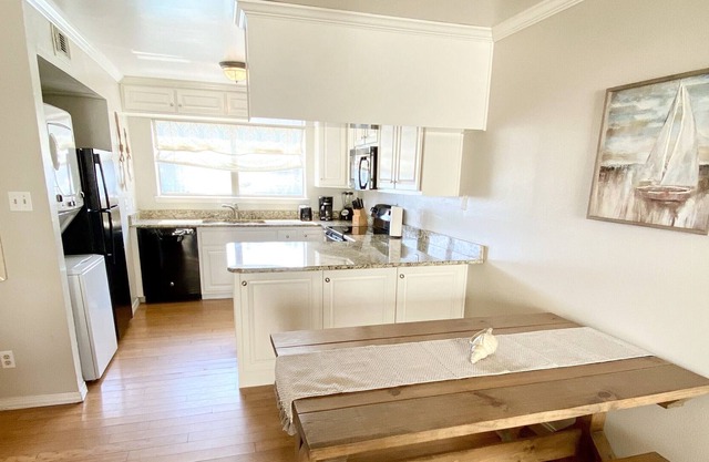 2 bed 2 bath minutes to FloraBama!