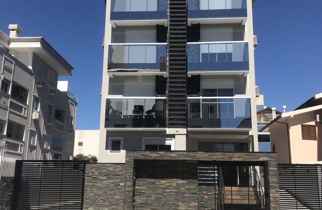 2 bed apartment New complete. Close to everything. Best location.