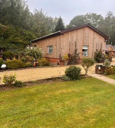 2 Bed Countryside Retreat in Dorset Includes a private Hot Tub and cosy wood burner