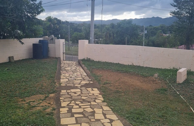 2 Bed Retreat Overlooking the River in Linstead. St.Catherine
