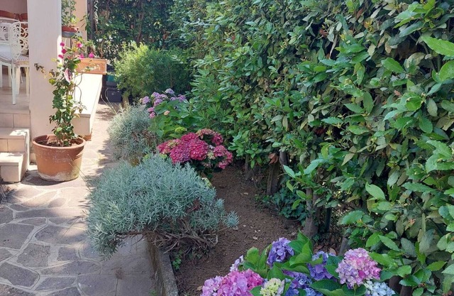 2 Bedroom Private vacation home in Torre del Lago Puccini