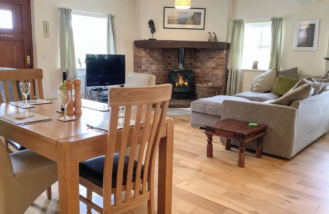 2 bedroom accommodation in Rowrah, near Cockermouth