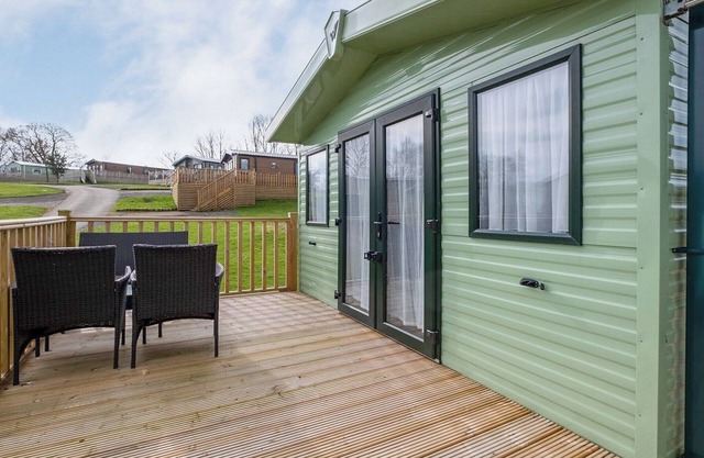 2 bedroom accommodation in Carnforth