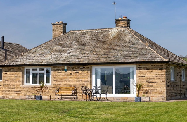2 bedroom accommodation in Leathley, near Harrogate