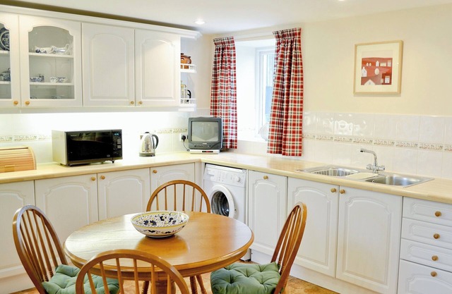 2 bedroom accommodation in Chulmleigh