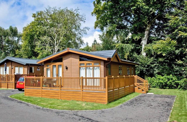2 bedroom accommodation in Lanlivery
