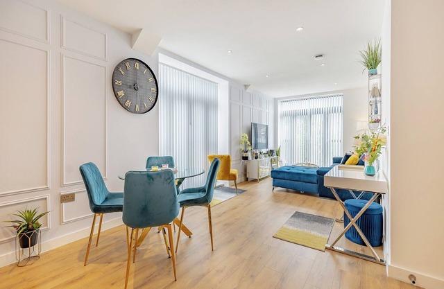 2 bedroom accommodation in Ramsgate