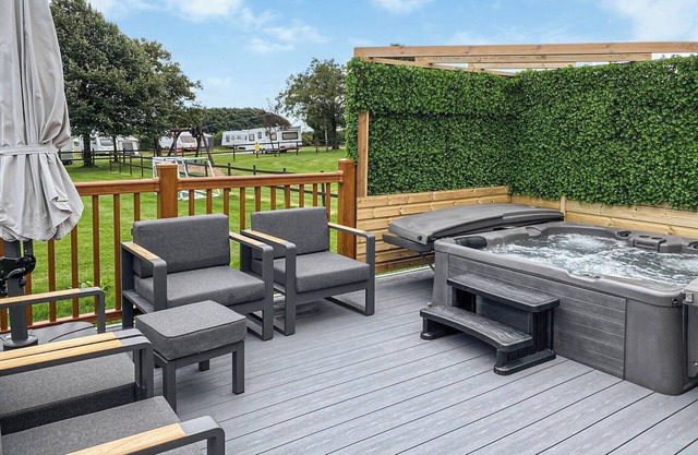 2 bedroom accommodation in Whitland