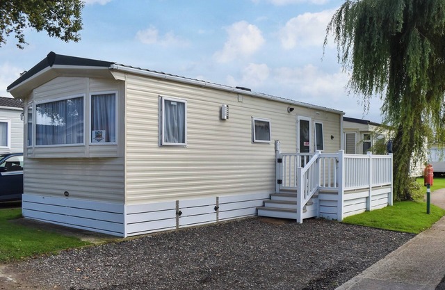 2 bedroom accommodation in Sandown