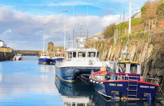 2 bedroom accommodation in Amlwch