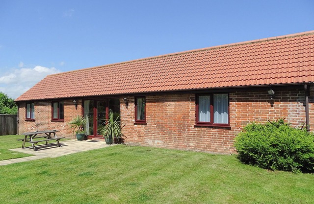 2 bedroom accommodation in Leiston, near Aldeburgh