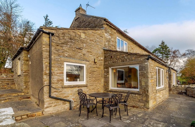 2 bedroom accommodation in Melmerby, near Coverdale