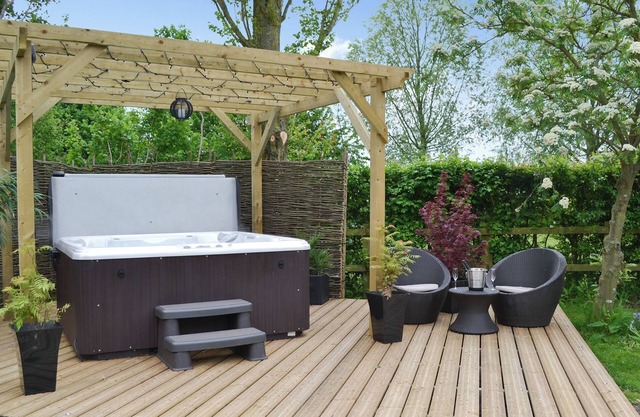 2 bedroom accommodation in Botesdale, near Diss