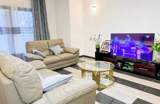 2-bedroom apartment Bonanjo
