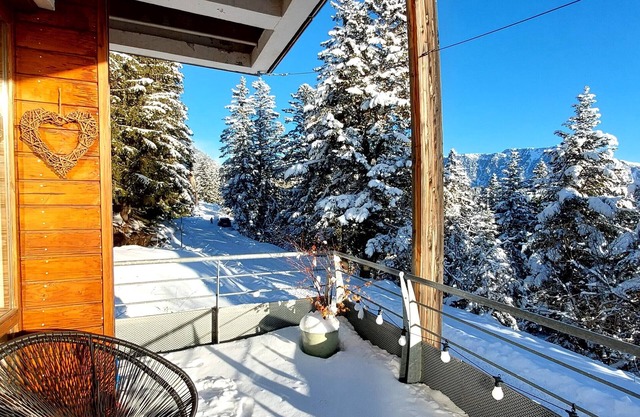 2 bedroom apartment - Ski locker and free parking - 3* FURNITURE