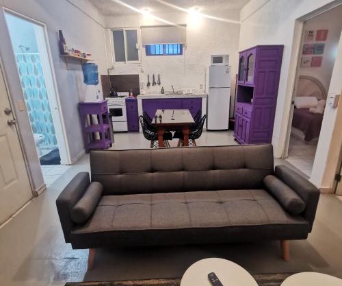 2 bedroom apartment with a/c Wi-Fi best location!