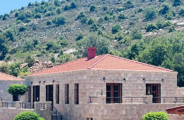 2 bedroom cottage in bayrut